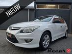 Hyundai i30 - 1.6i i-Drive Cool/Airco/Multimedia/NwApk, Gebruikt, 1591 cc, 4 cilinders, Wit