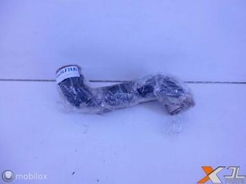 E-KLASSE W210 INTERCOOLERSLANG LINKS A2105282482 beschikbaar voor biedingen