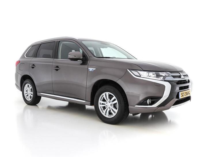 Mitsubishi Outlander 2.0 Plug-in Hybrid AWD (INCL-BTW) *MICR, Auto's, Mitsubishi, Bedrijf, Te koop, Outlander, 4x4, ABS, Achteruitrijcamera