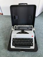 Nette typemachine Olympia - Tegen elk aannemelijk bod, Diversen, Typemachines, Ophalen, Gebruikt