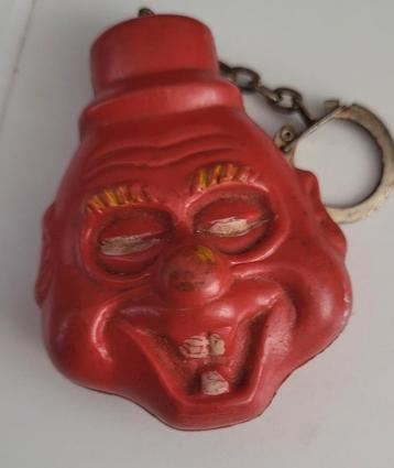 Vintage Rode Clown Sleutelhanger beschikbaar voor biedingen
