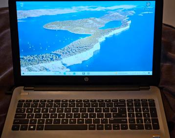 HP Laptop 17 inch, i5, Windows 10 (voor onderdelen) beschikbaar voor biedingen