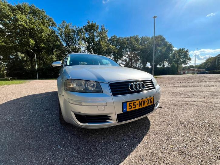 Audi A3 1.6 75KW 3D AUT 2004 Grijs, Auto's, Audi, Particulier, A3, Benzine, Euro 4, D, Hatchback, Automaat, Origineel Nederlands