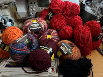 Div breiwol nieuw en over van project beschikbaar voor biedingen