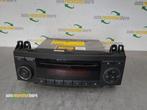 Radio CD Speler van een Mercedes B-Klasse, Auto-onderdelen, Gebruikt, -, -, 3 maanden garantie