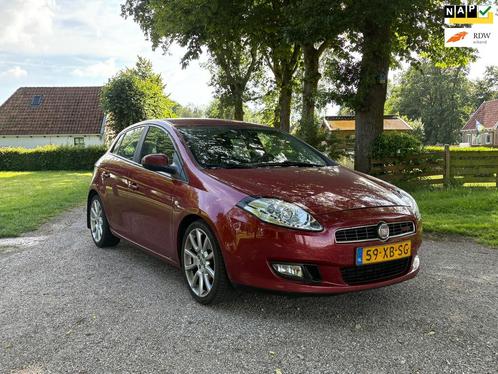 Fiat Bravo 1.9 MultiJet Sport | Cruise + Clima + Navi + Came, Auto's, Fiat, Bedrijf, Te koop, Bravo, ABS, Achteruitrijcamera, Airbags