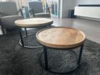 Industriële salontafels (set van 2) – hout & zwart staal, Rond, Zo goed als nieuw, Minder dan 50 cm, 50 tot 100 cm