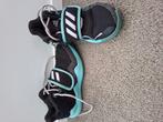 Gymschoenen/basketbal schoenen maat 34 adidas, Ophalen, Zo goed als nieuw, Jongen of Meisje, Sportschoenen