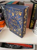 Fairyloot Twin Crowns Illumicrate Owlcrate, Ophalen of Verzenden, Nieuw