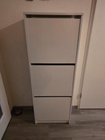 Schoenenkast - In elkaar gezet, 