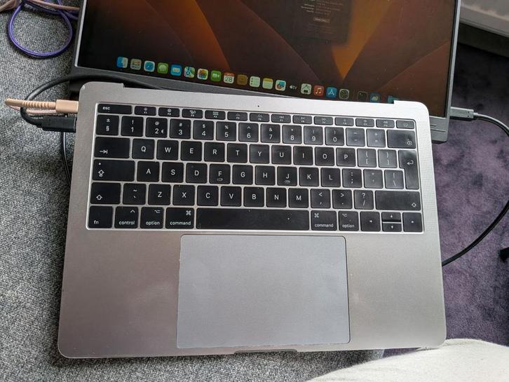 MacBook Pro 2017 A1708 maar zonder book (Zonder Scherm), Computers en Software, Apple Macbooks, Gebruikt, MacBook Pro, 13 inch