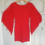 Rode jurk met wijde mouwen, maat 36, stretch stof, Kleding | Dames, Jurken, Nieuw, Ophalen of Verzenden, Maat 36 (S), Boven de knie
