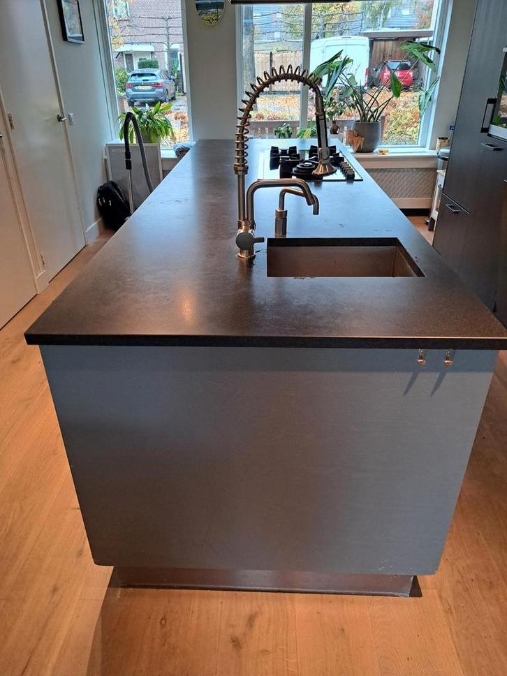 Maatwerk kookeiland te koop met composiet blad, Huis en Inrichting, Keuken | Keukenelementen, Gebruikt, Minder dan 100 cm, 200 cm of meer