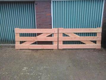Nieuw Douglas landhek 4 meter met 2 palen en beslag. beschikbaar voor biedingen