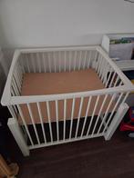 Gratis Kinderbox - Vierkant en Wit, Kinderen en Baby's, Ophalen, Gebruikt, Vierkant, In hoogte verstelbaar