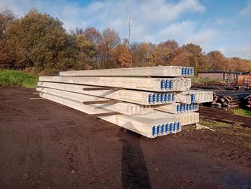 Kanaal vloerplaten 11,5 meter lang 5 stuks. beschikbaar voor biedingen