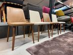 4 Nieuw Montis Back me Up eetkamerstoelen stof leer Stoel, Huis en Inrichting, Stoelen, Bruin, Nieuw, Ophalen of Verzenden, Vier