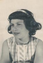 Foto Prentbriefkaart. Onbekend meisje, Gebruikt, Foto, Ophalen of Verzenden, Voor 1940