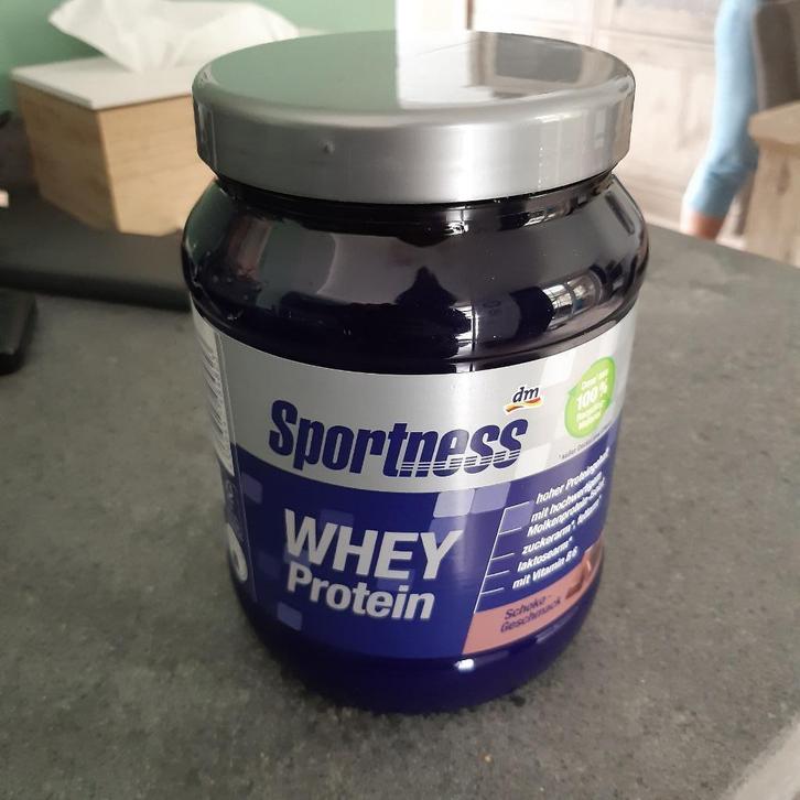 Sportness whey proteïnepoeder chocolade, Sport en Fitness, Gezondheidsproducten en Wellness, Zo goed als nieuw, Poeder of Drank