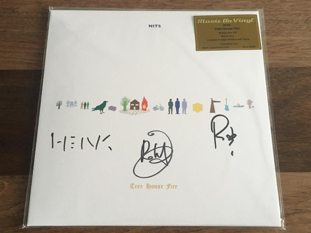 Vinyl Maxisingle 10" Nits Tree House Fire GESIGNEERD NIEUW, Ophalen of Verzenden, Nieuw in verpakking, 10 inch