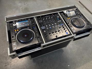 Pioneer 2x CDJ2000NXS2, DJM900NXS2, Flightcase Set beschikbaar voor biedingen