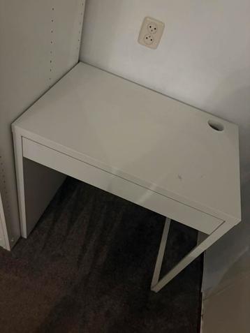 Ikea bureau 73 x 50 beschikbaar voor biedingen