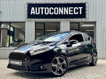Ford Fiesta 1.6 ST. 215PK, NAVI, CRUISE, CAMERA, VOL! beschikbaar voor biedingen