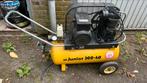 Schneider junior 300 compressor, Doe-het-zelf en Verbouw, Compressors, 100 liter of meer, Ophalen, Zo goed als nieuw, 6 tot 10 bar