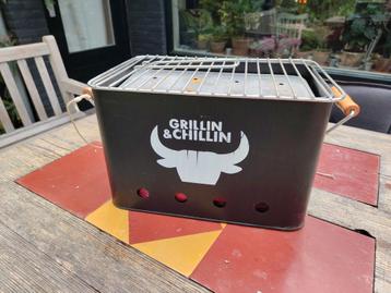 Draagbare BBQ - Grill & Chill beschikbaar voor biedingen