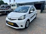 Toyota Aygo 1.0 VVT-i Comfort - Airco - Nette Auto, Voorwielaandrijving, Euro 5, Gebruikt, 4 stoelen