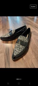 Zwarte elegante schoenen van Zara Basic, Maat 38, Kleding | Dames, Schoenen, Ophalen of Verzenden, Gedragen, Zwart