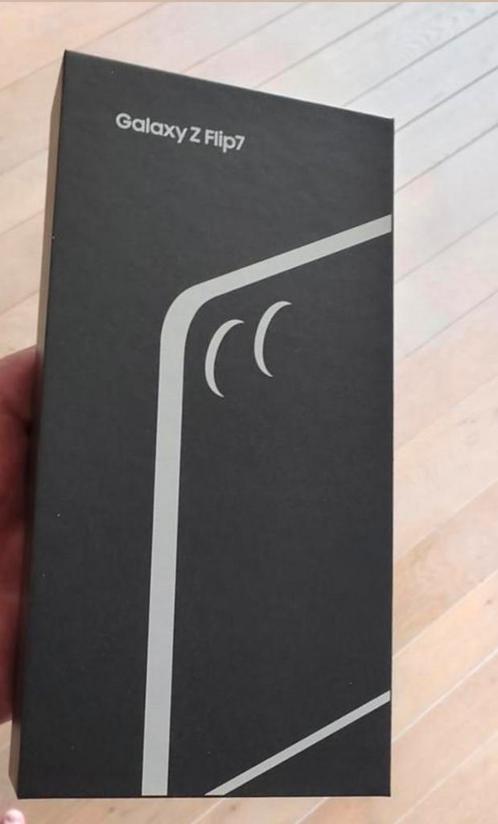 Samsung Galaxy Flip 7 512gb Nieuw✅, Telecommunicatie, Mobiele telefoons | Samsung, Nieuw, Galaxy Z Flip, 512 GB, Blauw, Ophalen of Verzenden