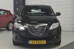 Lancia Ypsilon 1.2 Black & Red //. 101.000 km // AIRCO // BL, Voorwielaandrijving, Gebruikt, 4 cilinders, Zwart