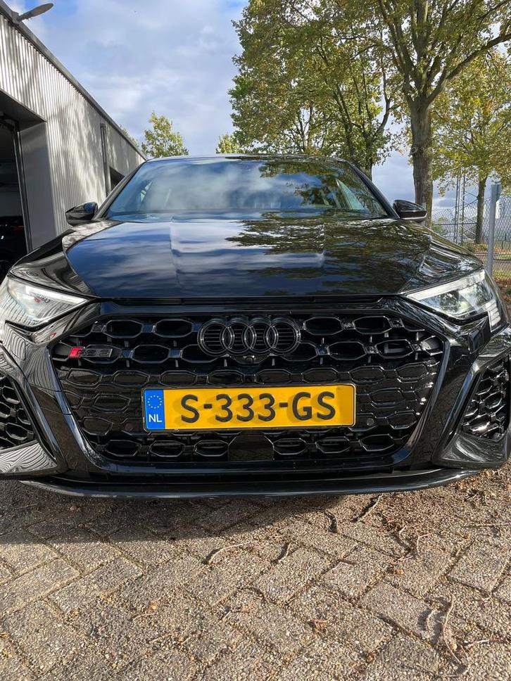 Audi A3 RS3 Tfsi 400pk S-tronic Quattro 2021 Zwart, Auto's, Audi, Bedrijf, Benzine, Hatchback, Automaat, Geïmporteerd, Zwart, Vierwielaandrijving
