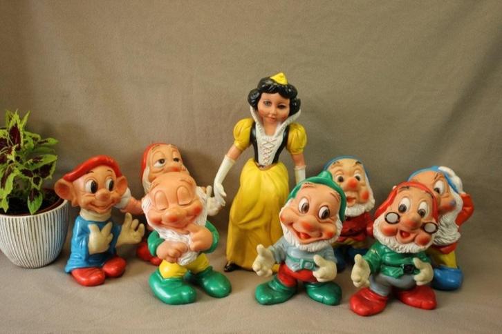 Vintage pieppoppen Sneeuwwitje en de 7 dwergen, Verzamelen, Disney, Gebruikt, Beeldje of Figuurtje, Sneeuwwitje of Doornroosje