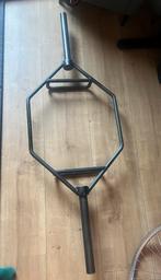 PT Essentials Trap Bar / Hex Bar Black, Sport en Fitness, Fitnessmaterialen, Ophalen, Zo goed als nieuw, Halterstangen