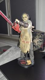 Sideshow 1/6 - Texas Chainsaw Massacre - Leatherface figure, Verzenden, Zo goed als nieuw, Film, Actiefiguur of Pop