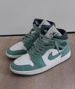 Nike Air Jordan 1 Mid Groen maat 38,5 Als NIEUW, Nike, Ophalen of Verzenden, Groen, Sneakers of Gympen