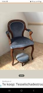 Antieke stoel met voetenbankje, Antiek en Kunst, Antiek | Meubels | Stoelen en Banken, Ophalen