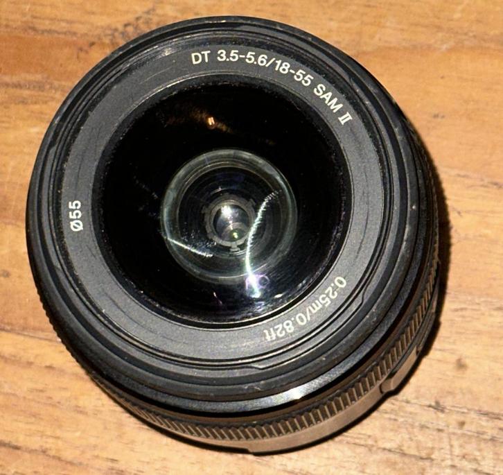 SONY lens DT 3.5-5.6 / 18mm-55mm SAM II zoomlens SONY A, Verzamelen, Fotografica en Filmapparatuur, Lens of Lenzen, Ophalen