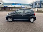 Toyota Aygo 1.0 12V Vvt-i 5DRS 2008 Zwart car play airco ful, Auto's, Toyota, Voorwielaandrijving, Stof, 4 stoelen, Origineel Nederlands