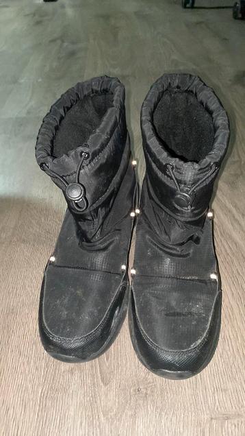 Snowboots maat 41 beschikbaar voor biedingen
