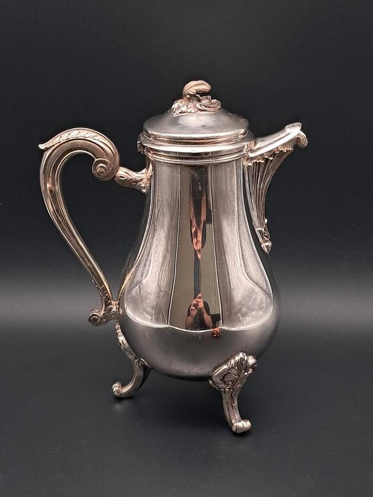 Prachtige Verzilverde Christofle koffiekan Marly, Antiek en Kunst, Antiek | Goud en Zilver, Zilver, Ophalen of Verzenden