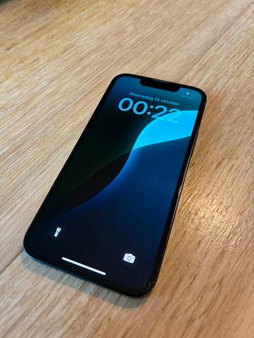 iPhone 13 mini 128gb zwart - barst in scherm en camera beschikbaar voor biedingen