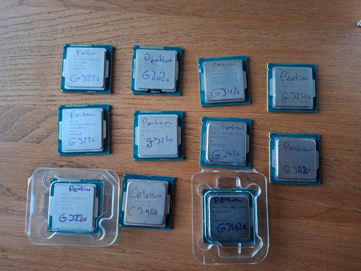 Intel Pentium & Celeron LGA 1155 Processors - Per Stuk/Koop, Computers en Software, Processors, Gebruikt, 2-core, 2 tot 3 Ghz