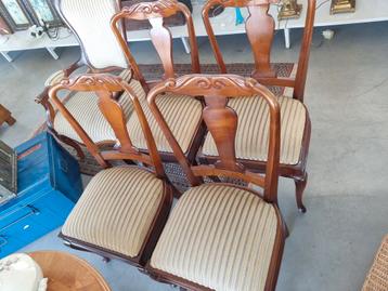 Set eetkamerstoelen met fauteuil alles in 1 koop  beschikbaar voor biedingen
