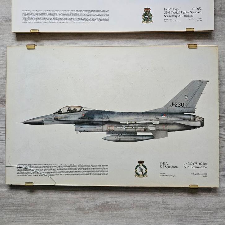 Ingelijste poster F-16A 322 Squadron, Verzamelen, Luchtvaart en Vliegtuigspotten, Gebruikt, Kaart, Foto of Prent, Ophalen of Verzenden