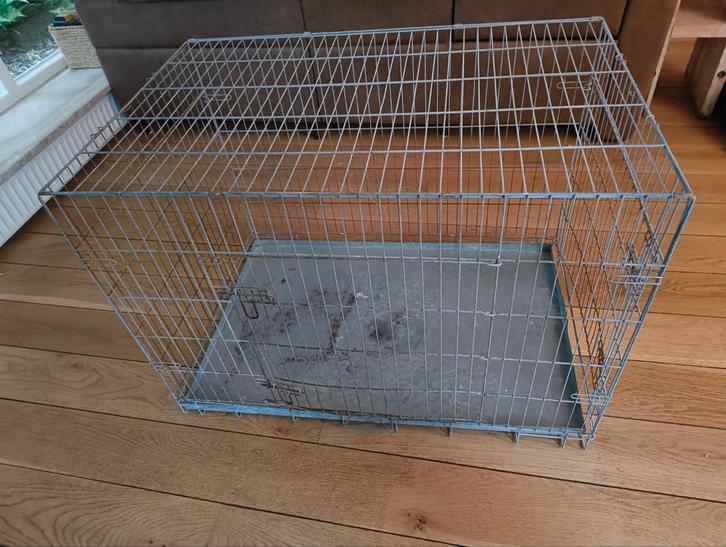 Grote bench 108x70 cm, Dieren en Toebehoren, Hondenbenches, Gebruikt, Ophalen