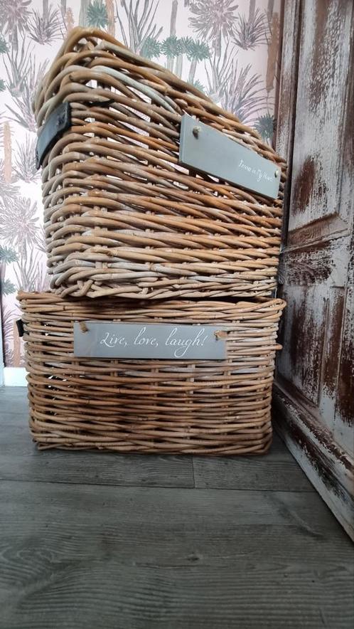 *NIEUW* 2x GROTE ROTAN PLANTENBAKKEN - 45,- EURO VASTE PRIJS, Tuin en Terras, Bloembakken en Plantenbakken, Nieuw, Binnen, Balkon