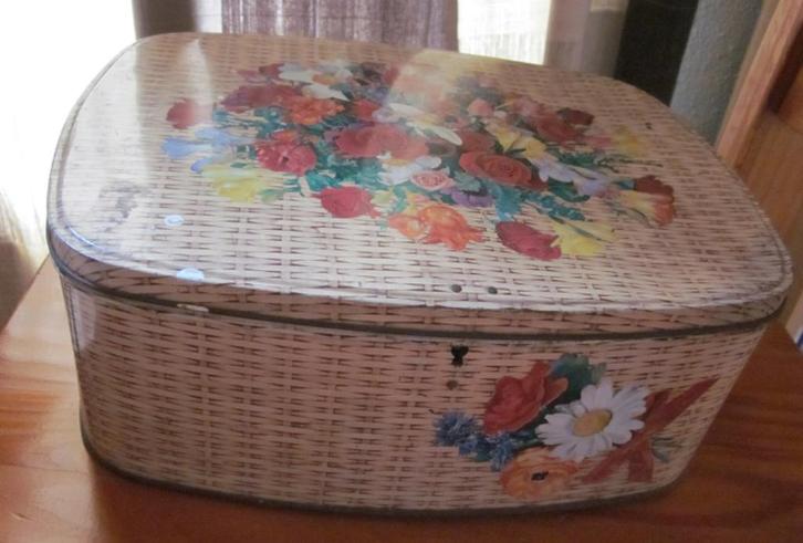 blik lutti snoepblik blikken doos toffees candy can box oma, Verzamelen, Blikken, Gebruikt, Overige, Overige merken, Ophalen of Verzenden